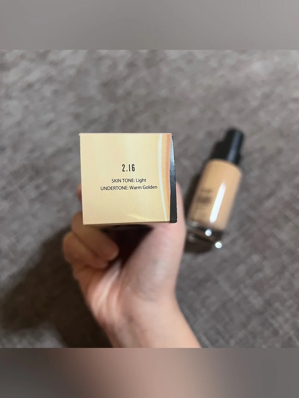 smashbox studio skin 24 hour hydra foundation 2.16 light warm golden